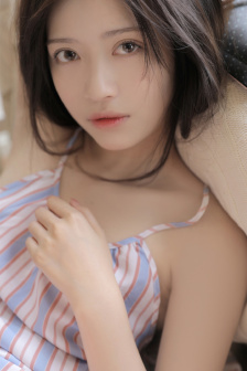 我解开了岳的乳奶水